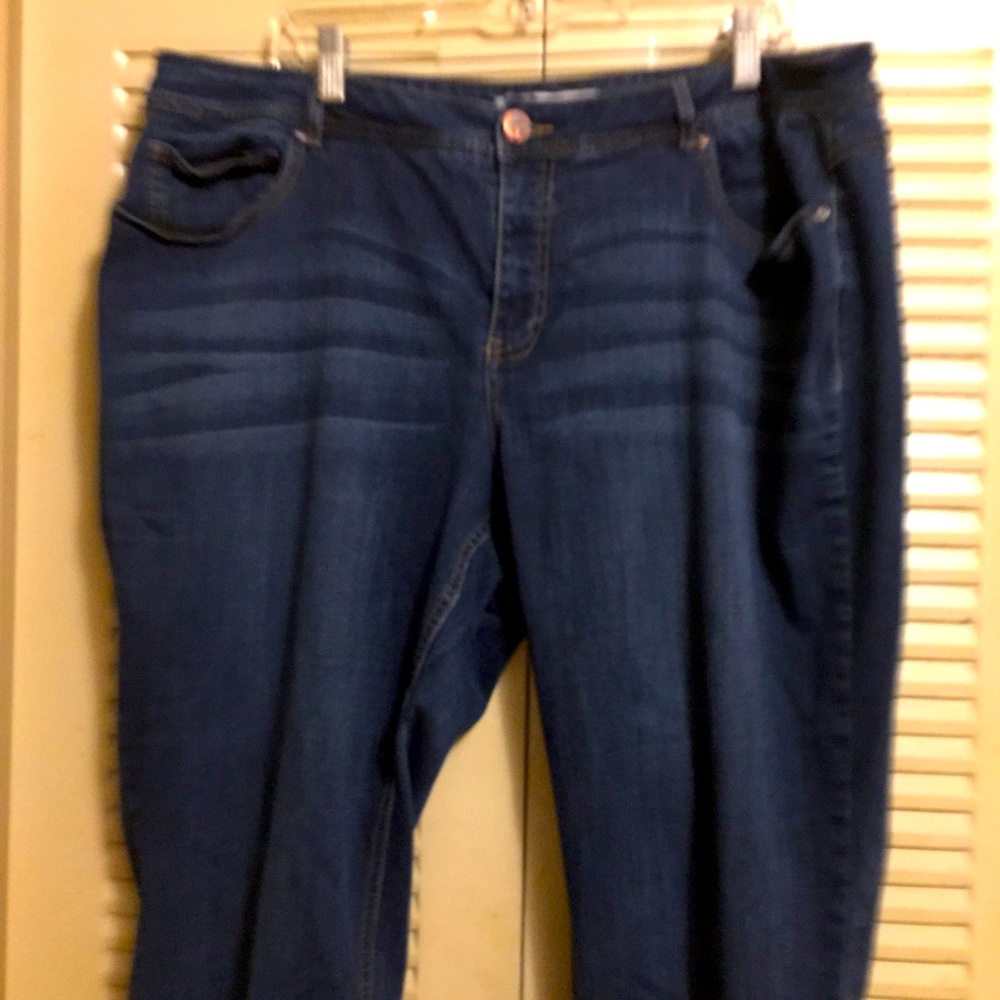 Catos 20W Classic Fit Dark Wash Jean 11 in inseam